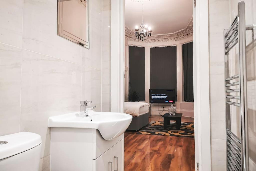 S.H Apartments Глазго Экстерьер фото